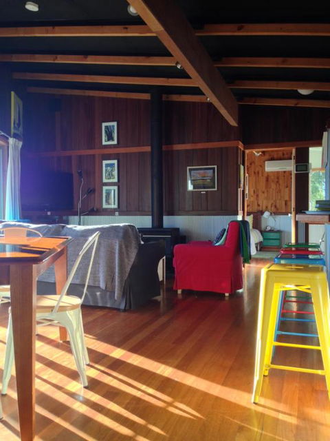 Eagles Nest - Accommodation Mermaid Beach 5