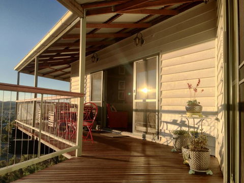 Eagles Nest - Accommodation Mermaid Beach 1