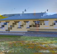 White's Corner - Accommodation Mermaid Beach