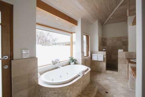 Yallingup Villas - Accommodation Mermaid Beach 4