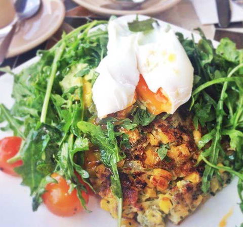 Hong Kong Restaurant - Accommodation Mermaid Beach 14