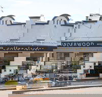 Mrs Underwood - Accommodation Mermaid Beach