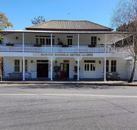 Mt Kembla Village Hotel - Accommodation Mermaid Beach