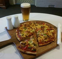 Khartoum Hotel Pub - Accommodation Mermaid Beach