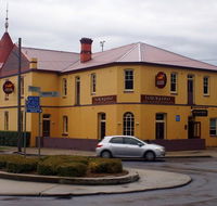 Wicklow Hotel - Accommodation Mermaid Beach