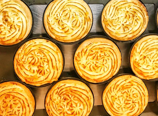 Coolamon NSW Accommodation Mermaid Beach