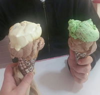 Annie's Old Fashioned Ice Cream Parlour - Accommodation Mermaid Beach