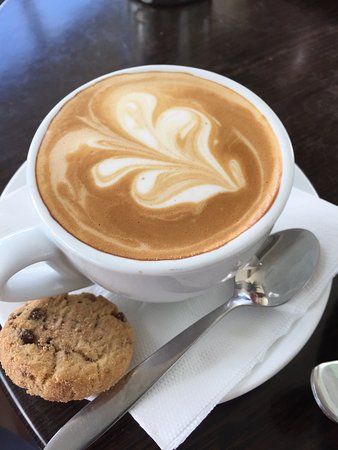 D'Artagnan's Cafe - Accommodation Mermaid Beach 0