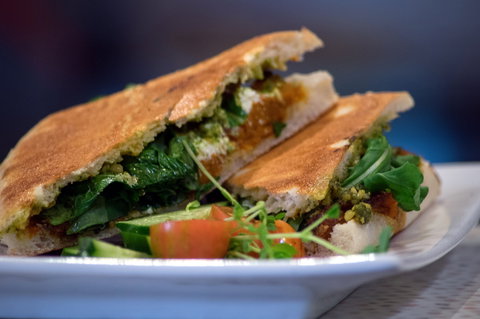 Food Angel Cafe - Accommodation Mermaid Beach 0