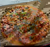 Basso Pizza - Accommodation Mermaid Beach