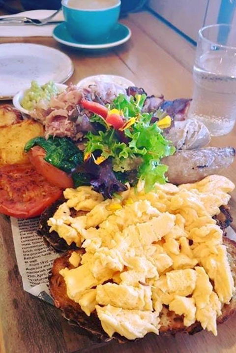 Zelena Cafe Bar And Restaurant - Accommodation Mermaid Beach 0