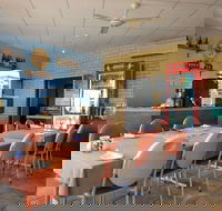 Golden Ponds Bar Restaurant  Function Centre - Accommodation Mermaid Beach