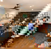 Matriarch and Rogue Winery - Accommodation Mermaid Beach
