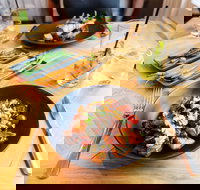 Clock by the Bay - Accommodation Mermaid Beach