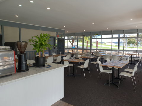 Sails Cafe At Clayton Bay - Accommodation Mermaid Beach 0