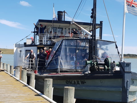 Sails Cafe At Clayton Bay - Accommodation Mermaid Beach 2