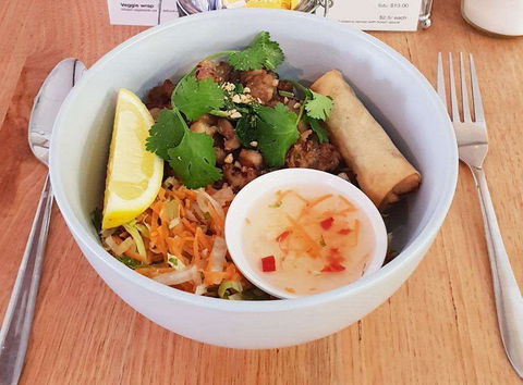 Golden Tree Cafe - Accommodation Mermaid Beach 0