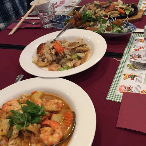 Peacock Gardens Chinese And Thai Restaurant - Accommodation Mermaid Beach 0