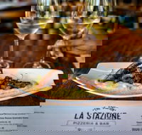 La Stazione Pizzeria  Bar - Accommodation Mermaid Beach