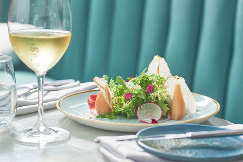 Q Dining - Accommodation Mermaid Beach 2