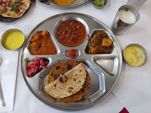 Gujju's Cafe & Chaat House - Accommodation Mermaid Beach 0