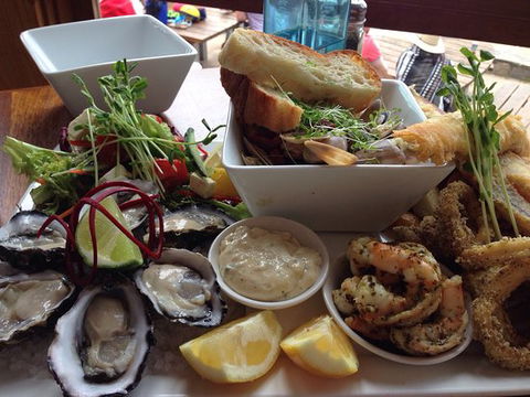 The Flying Fish Cafe - Accommodation Mermaid Beach 0