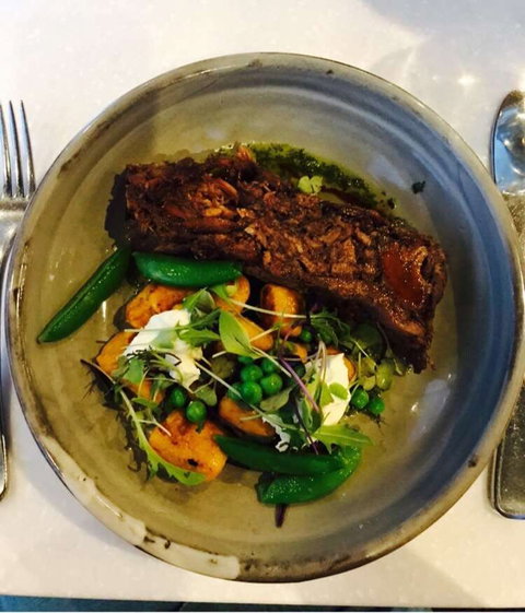 Bayviews Restaurant & Lounge Bar - Accommodation Mermaid Beach 0