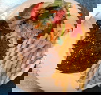 Arvis Restaurant  Bar