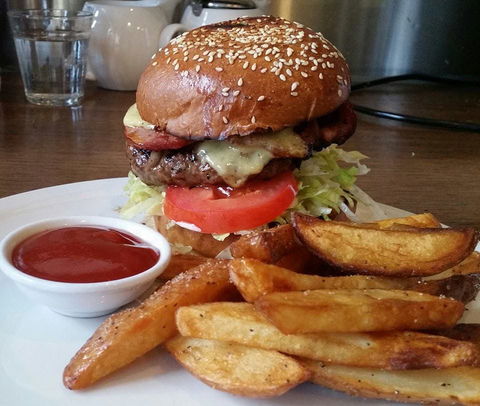 Pizza Villa - Accommodation Mermaid Beach 0