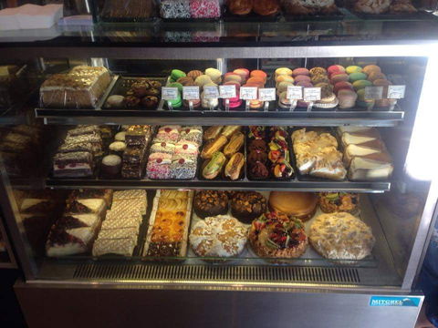 Euro Lounge Patisserie - Accommodation Mermaid Beach 0