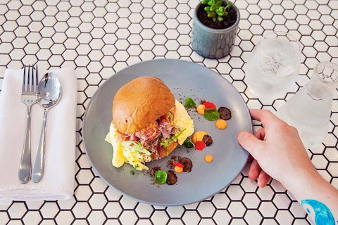 Wolfe & Co. - Accommodation Mermaid Beach 0