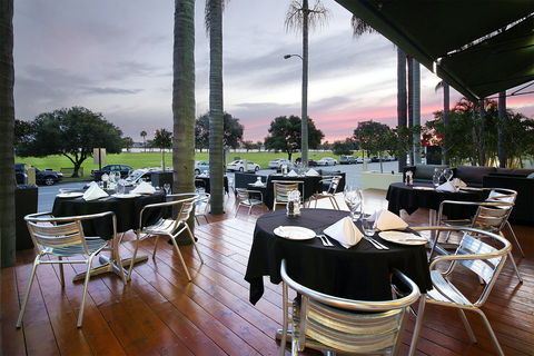 Hotel SOHO - Accommodation Mermaid Beach 0