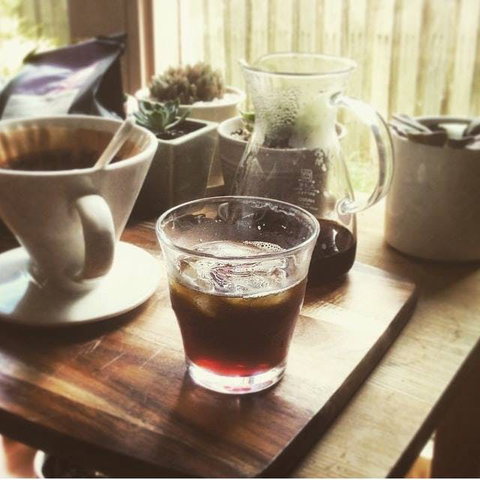 Front Beach Cafe - Accommodation Mermaid Beach 0