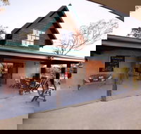 Petersons Wines on Broke Road - Accommodation Mermaid Beach