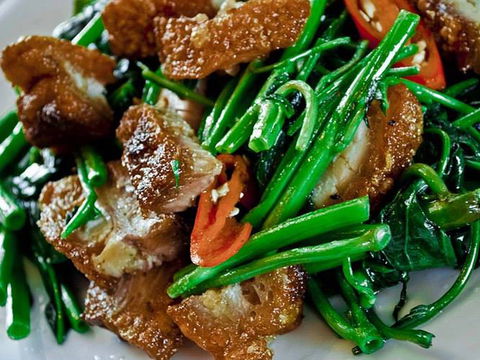 Thailicious - Accommodation Mermaid Beach 1