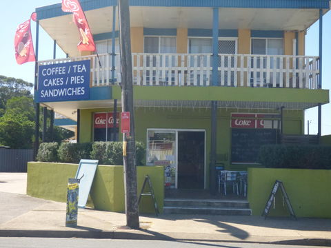 The Point Cafe And Takeaway - Accommodation Mermaid Beach 0