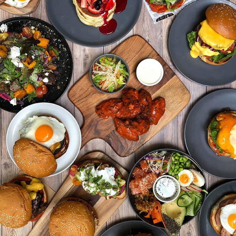 Dizy's - Accommodation Mermaid Beach 0