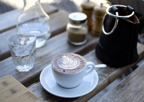 Embassy Taxi Cafe - Accommodation Mermaid Beach 0