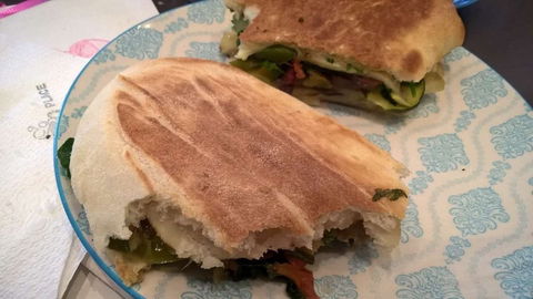 Jiji's Place - Accommodation Mermaid Beach 0