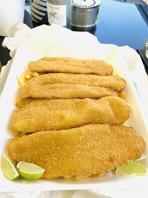 Parkinson Plaza Seafood - Accommodation Mermaid Beach 0