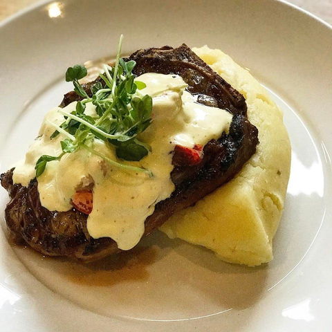 The Bay Hotel & Diner - Accommodation Mermaid Beach 0