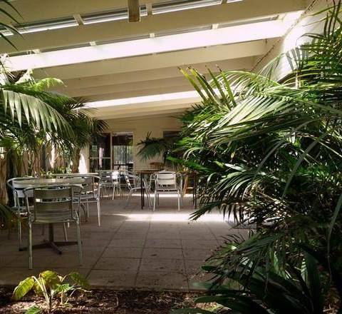 Rell's Kitchen - Accommodation Mermaid Beach 1