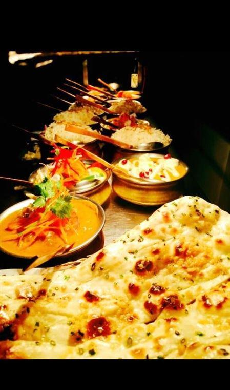 Roshni Indian Restaurant - Accommodation Mermaid Beach 9