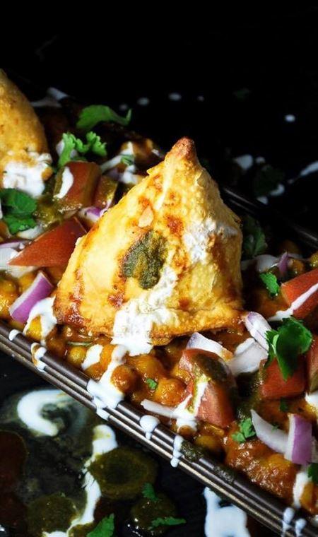 Roshni Indian Restaurant - Accommodation Mermaid Beach 4