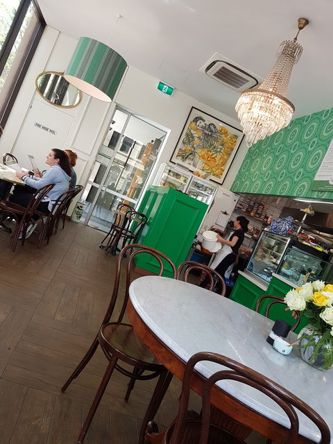 Cafe Lola - Accommodation Mermaid Beach 7