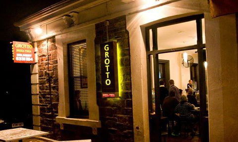 Grotto On Edward - Accommodation Mermaid Beach 1