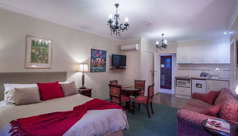 Ruby's Cafe - Accommodation Mermaid Beach 22