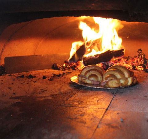 Bottola Restaurant - Accommodation Mermaid Beach 15