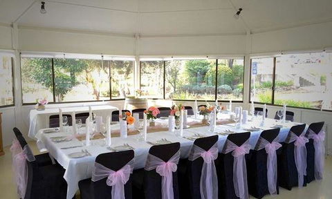 Hermann's Restaurant - Accommodation Mermaid Beach 7