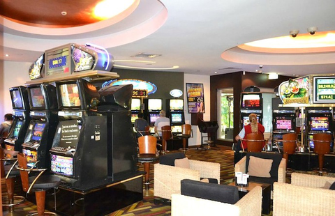 Helensvale Tavern - Accommodation Mermaid Beach 3